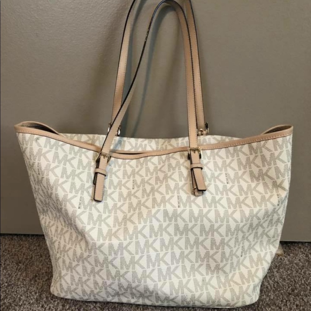 MK Tote